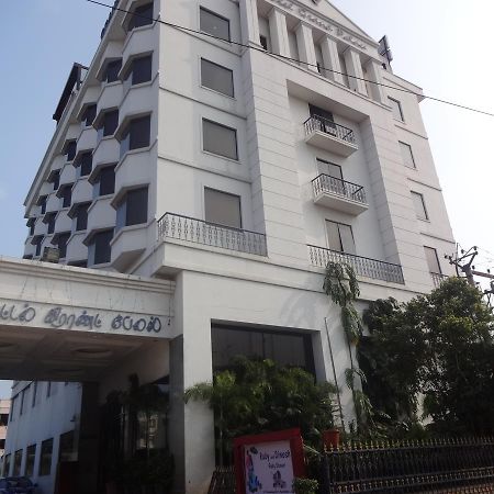 Hotel Grand Palace Chennai Exterior foto