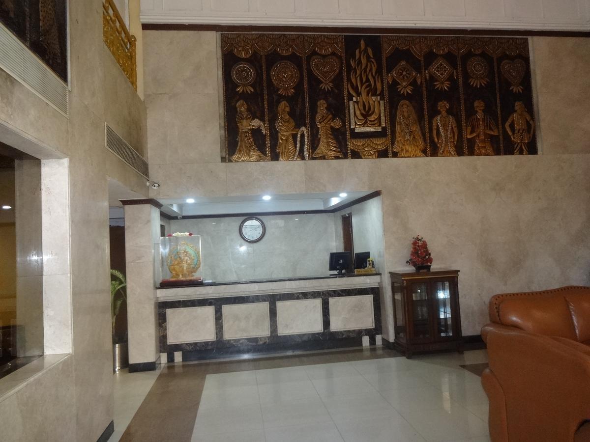 Hotel Grand Palace Chennai Exterior foto